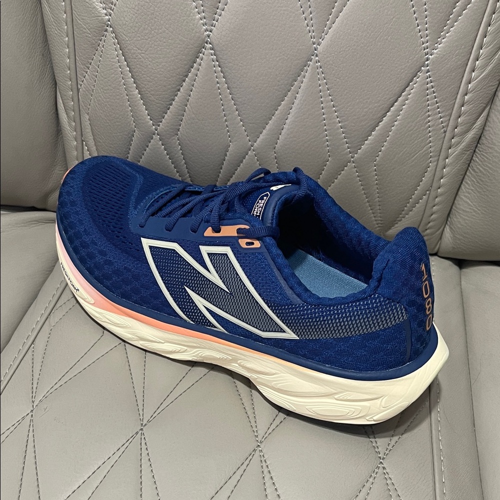 New Balance FRESH FOAM X 1080v14 Blue and White Athletic Sneakers